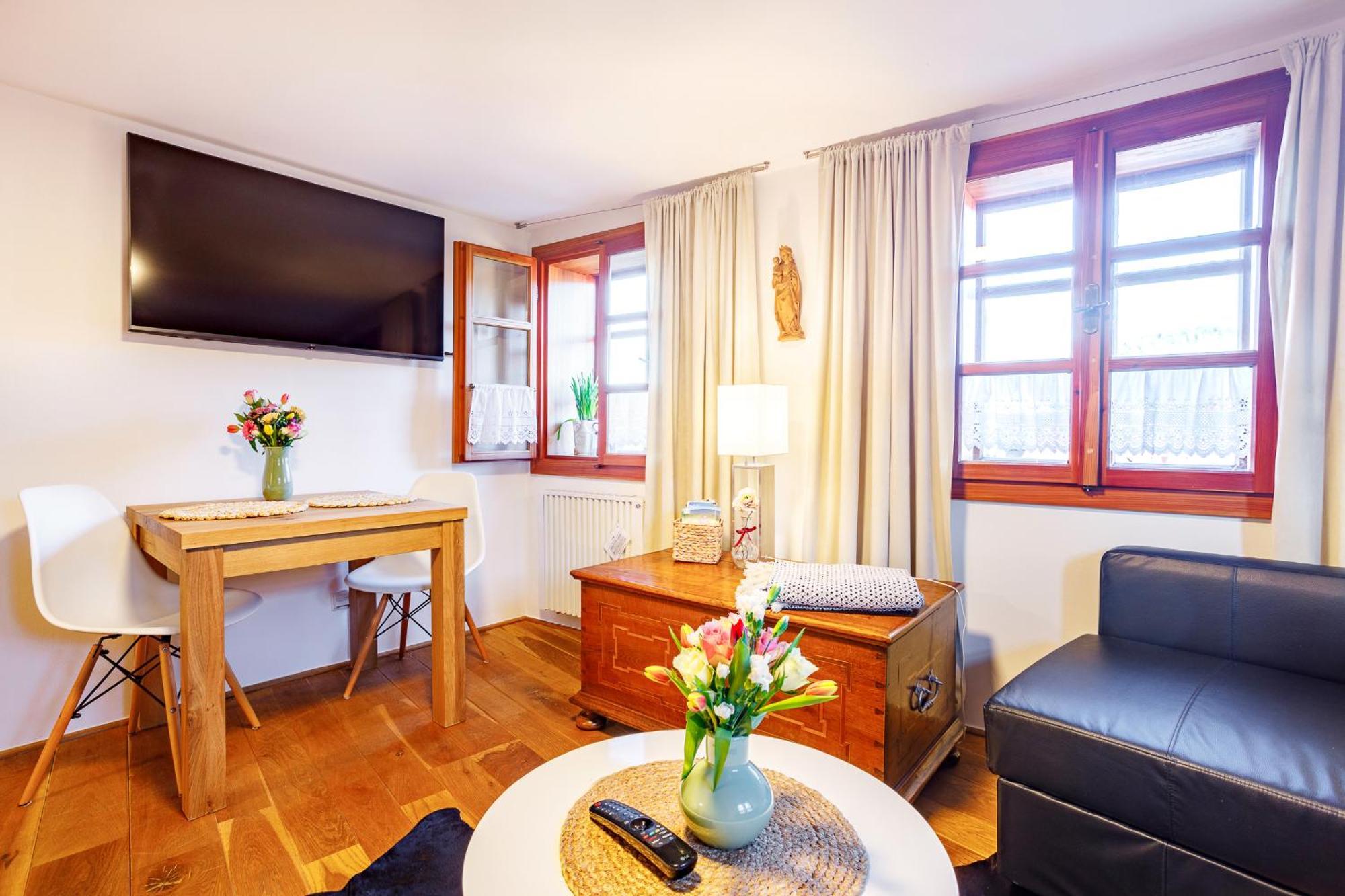 Apartments No.59 Loket Exterior photo